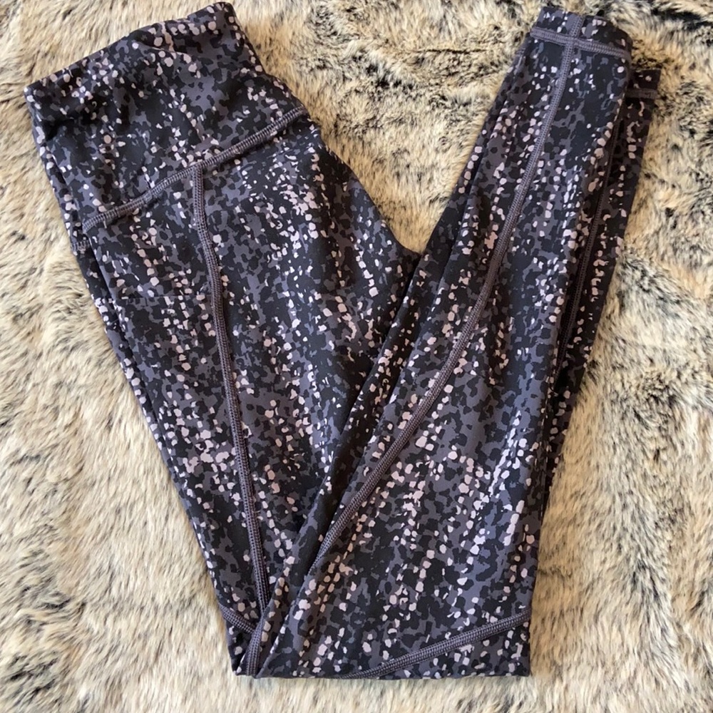 Athleta Salutation Pocket Legging